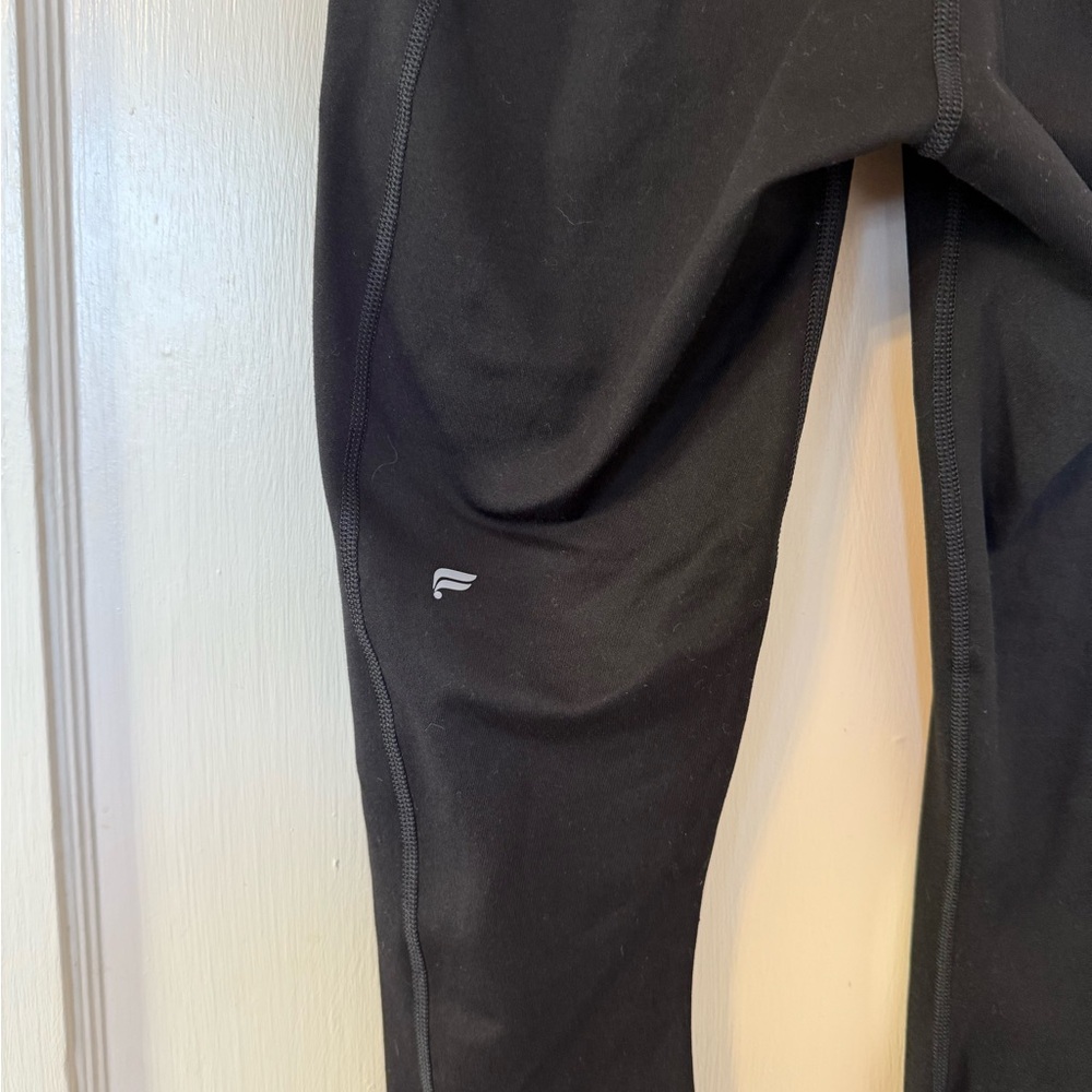 Fabletics NWT Define High Waisted ⅞ Leggings Size XS - Picture 3 of 4